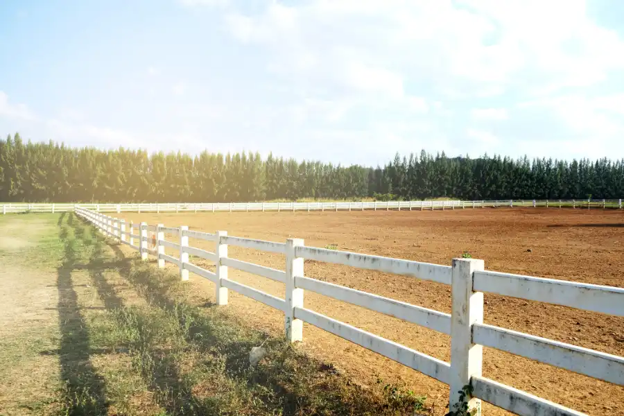 Benefits of Strong Farm Fences for Agricultural Properties Decatur, AL