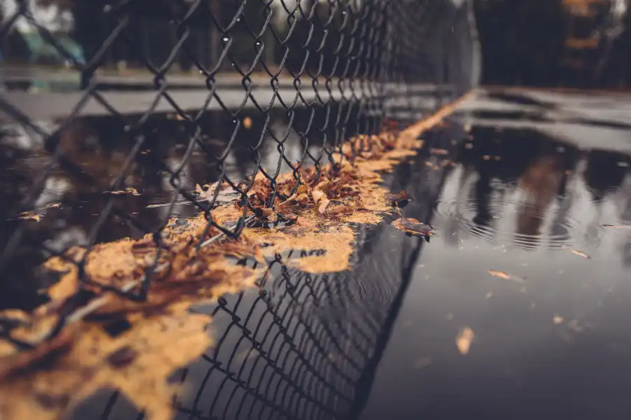 How Weather Impacts Galvanized Chain-Link Fence Longevity in Decatur, AL